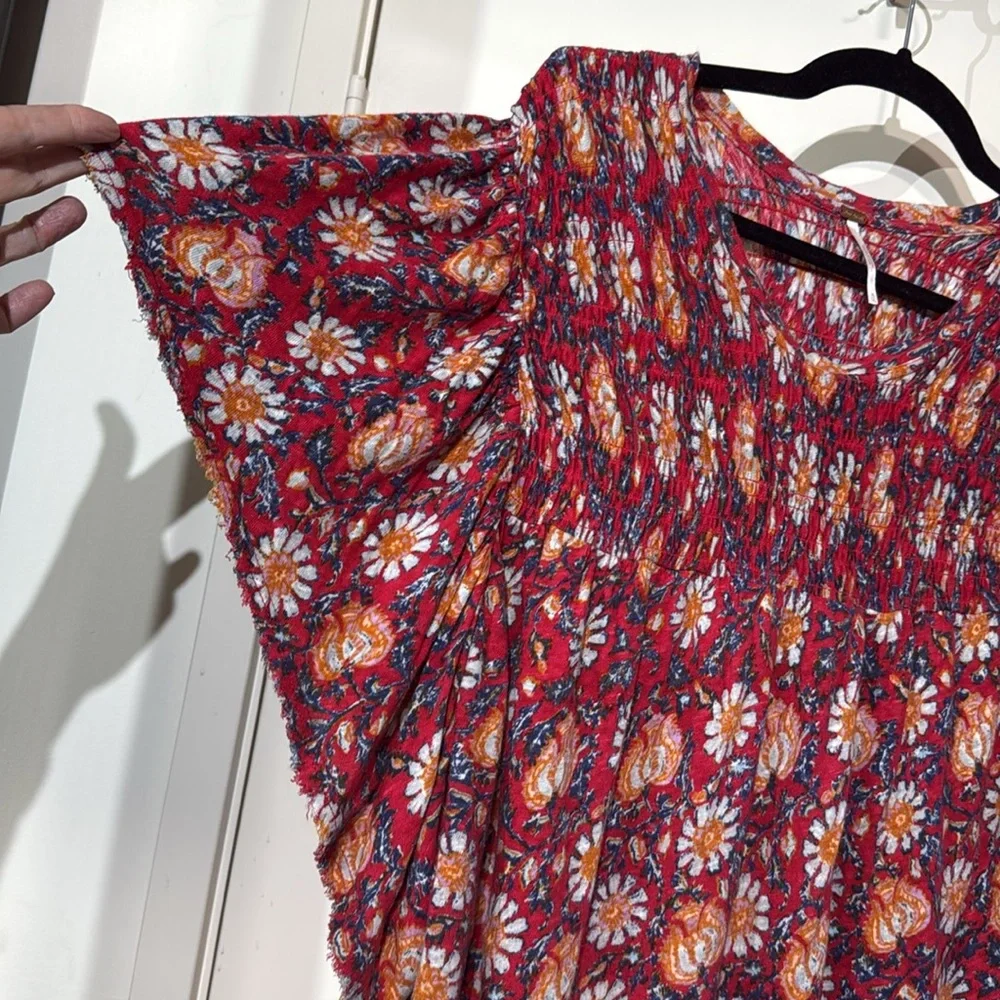 Free People Floral Red Floral Raw Hems Smocked Angel Sleeve Women's Top Size XL - Picture 5 of 9